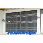 ติดตั้งงานประตูยืดแบบมีบังตา  ชลบุรี - บริษัท จำเริญ เอ็นจิเนียริ่ง จำกัด