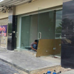 กั้นห้องกระจก บานสวิง บานเลื่อน เชียงใหม่ - ซี เอ็น อลูมิเนียมเชียงใหม่