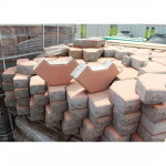 ตัวหนอนปูพื้น                             - บริษัท เสริมพัฒนาค้าเหล็ก จำกัด