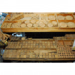 รับแกะสลักไม้ - เล็ก แกะสลัก