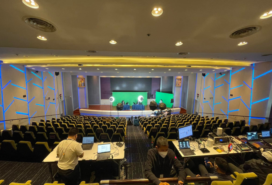 ล่ามแปลภาษาฉับพลัน ล่ามแปลภาษาฉับพลัน