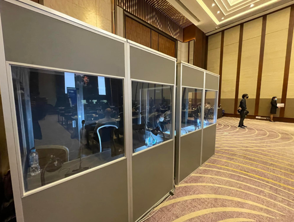 ตู้ล่ามแปลภาษา ตู้ล่ามแปลภาษา